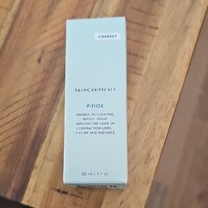 SkinCeuticals P-Tiox Peptide Serum - Light Blue